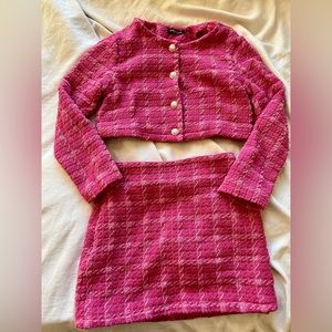 Barbie pink blazer and skirt